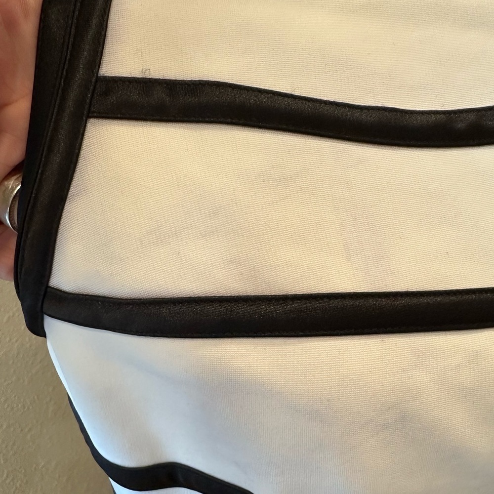 White House Black Market Minimalist Career Sheath Dress | Monochrome Stripe | 6 - Picture 5 of 10